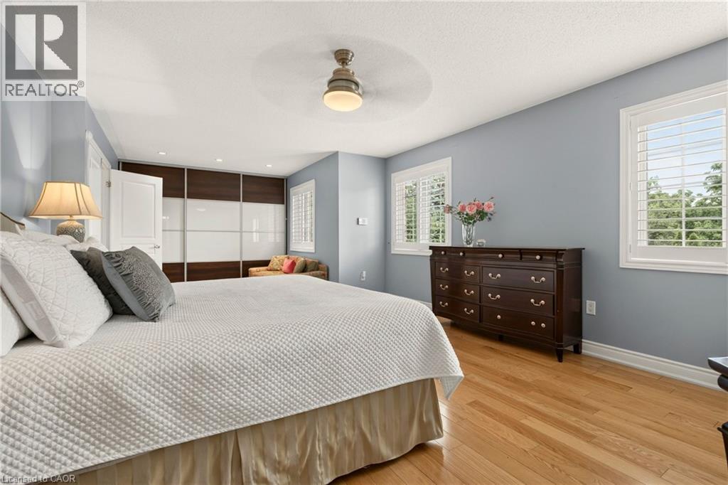 215 Burloak Drive, Oakville, Ontario  L6L 6T6 - Photo 22 - 40846196
