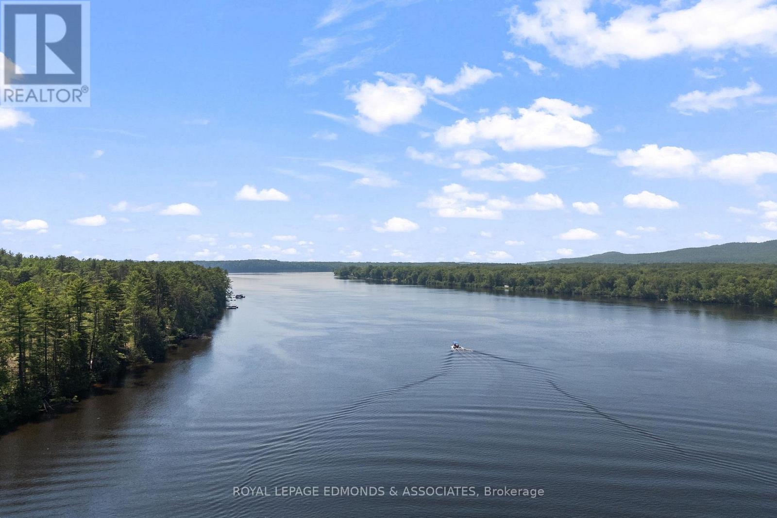 290 Hennessy Trail, Whitewater Region, Ontario  K0J 2L0 - Photo 3 - X13074384