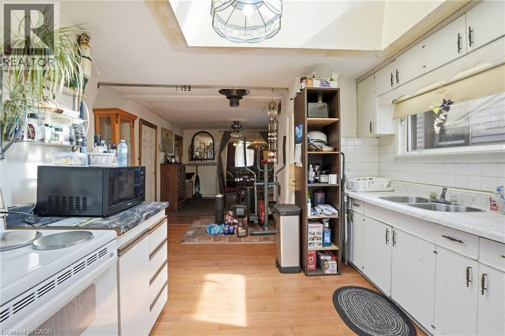 1382 Cannon Street E, Hamilton, Ontario  L8H 1W1 - Photo 7 - 40817999