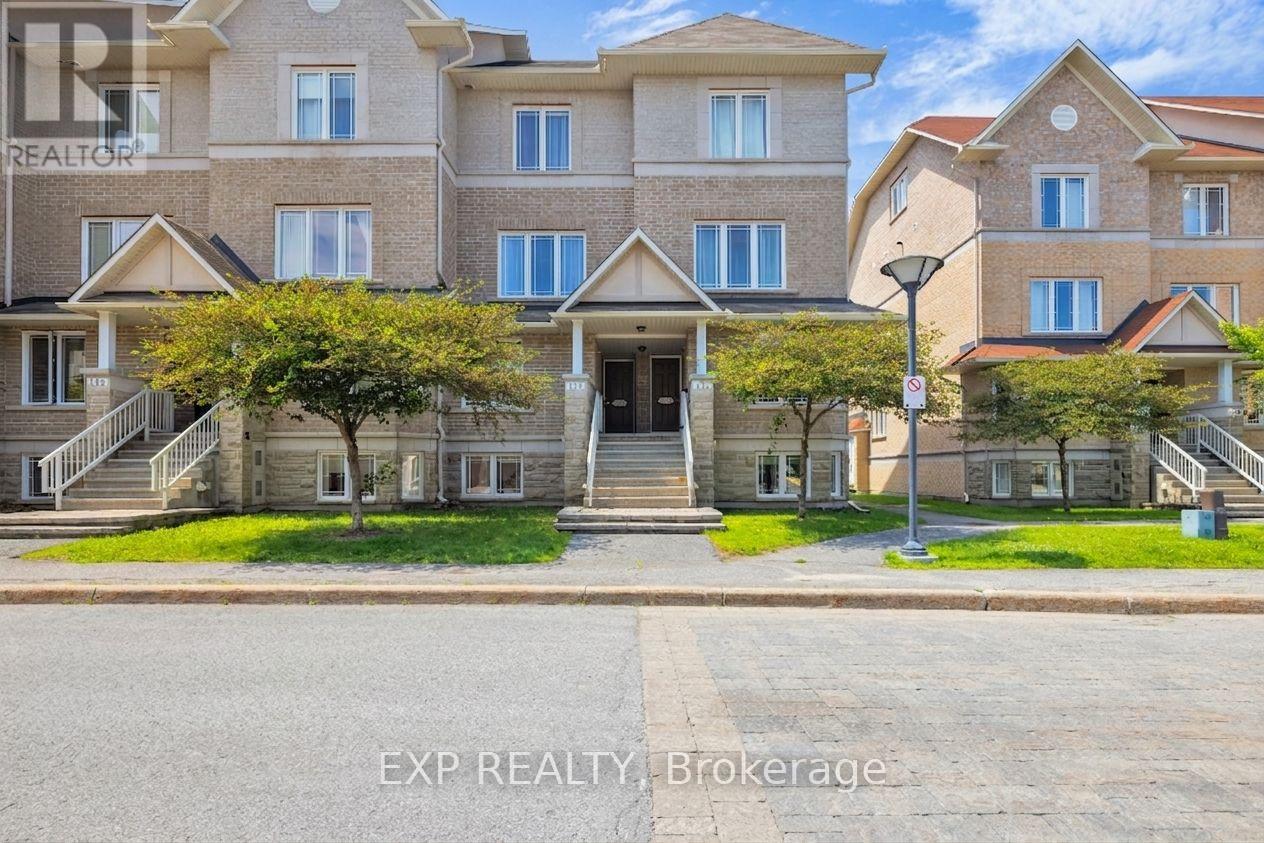 132 PASEO PRIVATE, Ottawa, Ontario