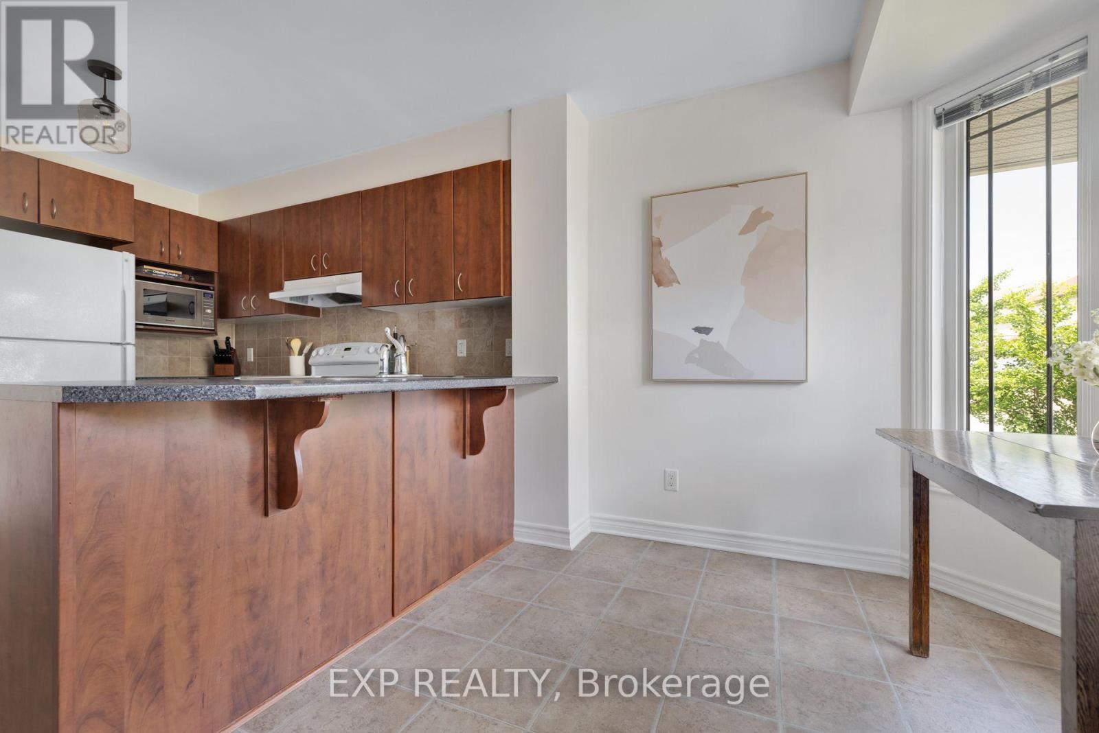 132 Paseo Private, Ottawa, Ontario  K2G 4N7 - Photo 4 - X13540692