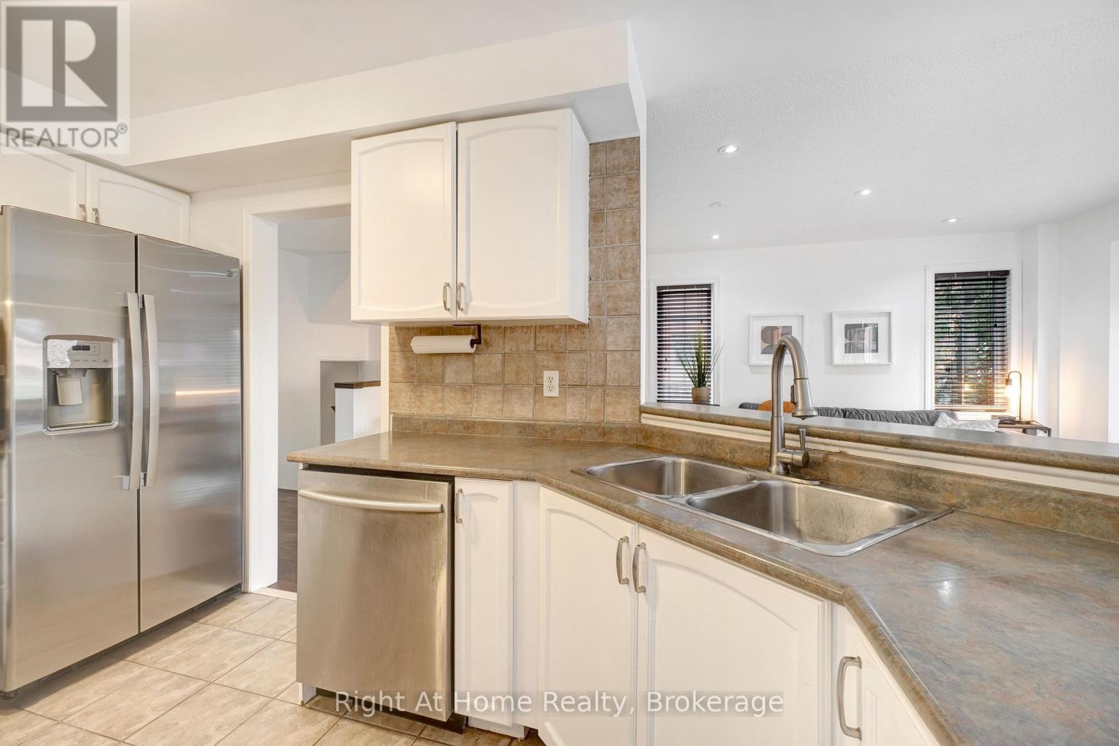 51 - 5223 Fairford Crescent, Mississauga, Ontario  L5V 2M6 - Photo 17 - W13540706
