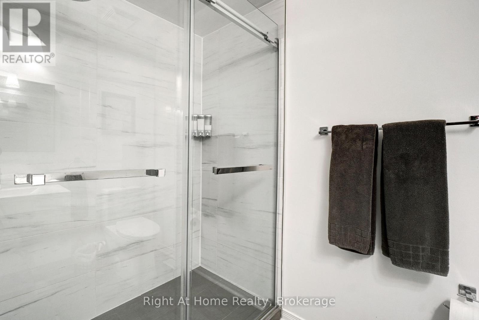 51 - 5223 Fairford Crescent, Mississauga, Ontario  L5V 2M6 - Photo 28 - W13540706