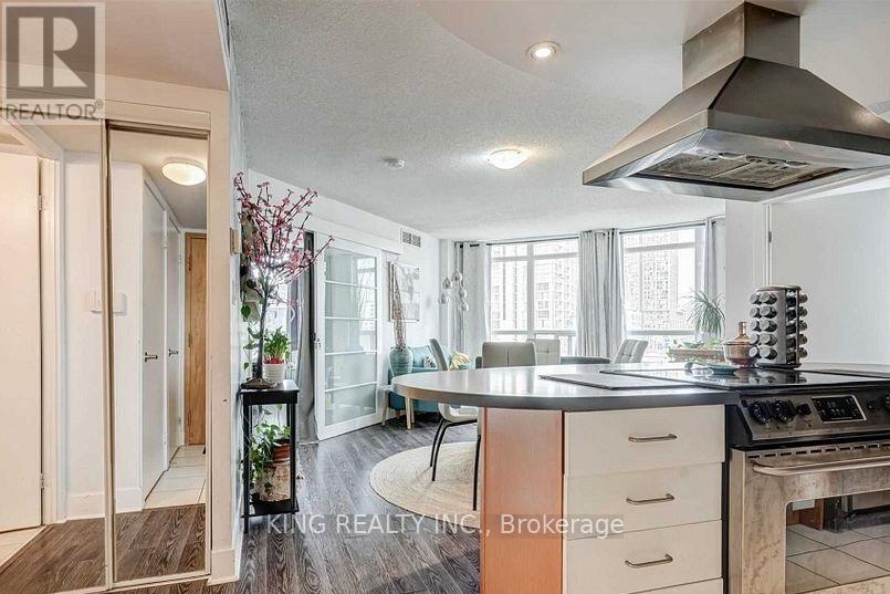 711 - 550 Queens Quay W, Toronto, Ontario M5V 3M8 - Photo 7 - C13540640