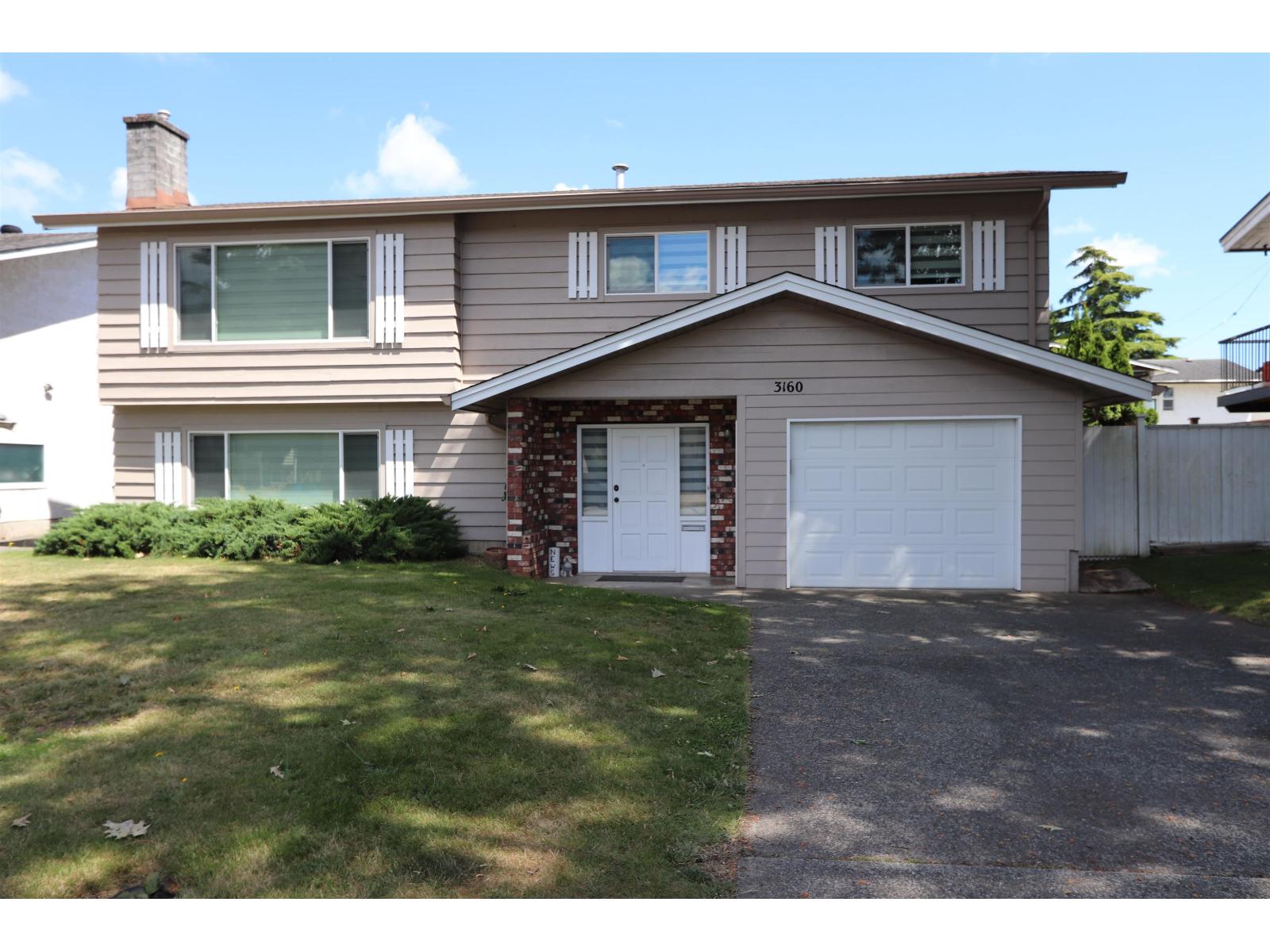 3160 CONSORT COURT