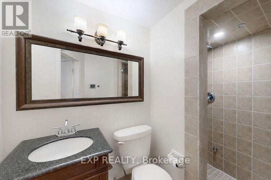 11 Martina Crescent, Vaughan, Ontario  L4H 3B6 - Photo 23 - N13540646