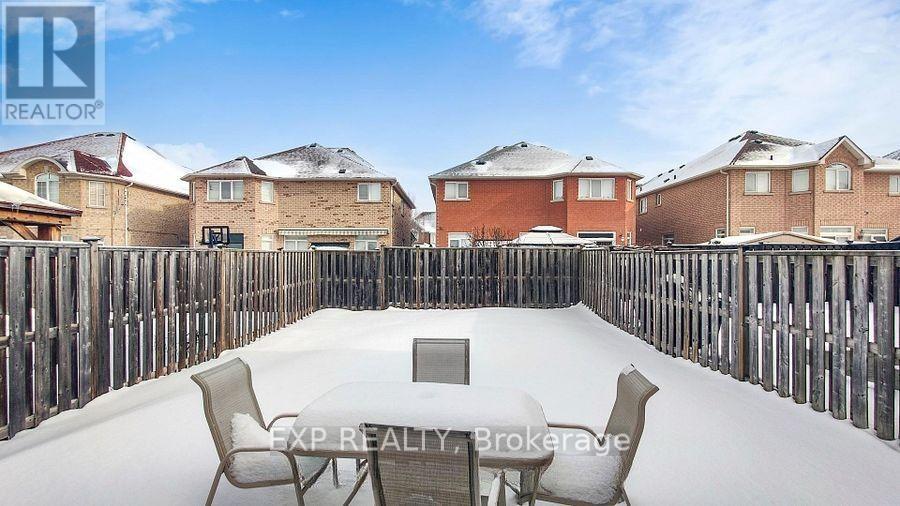 11 Martina Crescent, Vaughan, Ontario  L4H 3B6 - Photo 24 - N13540646