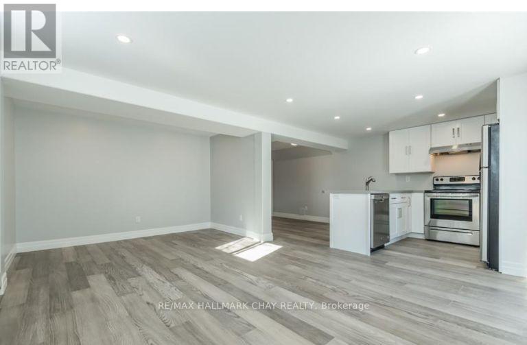 Lower - 33a Grove Street E, Barrie, Ontario  L4M 2N8 - Photo 3 - S13540604