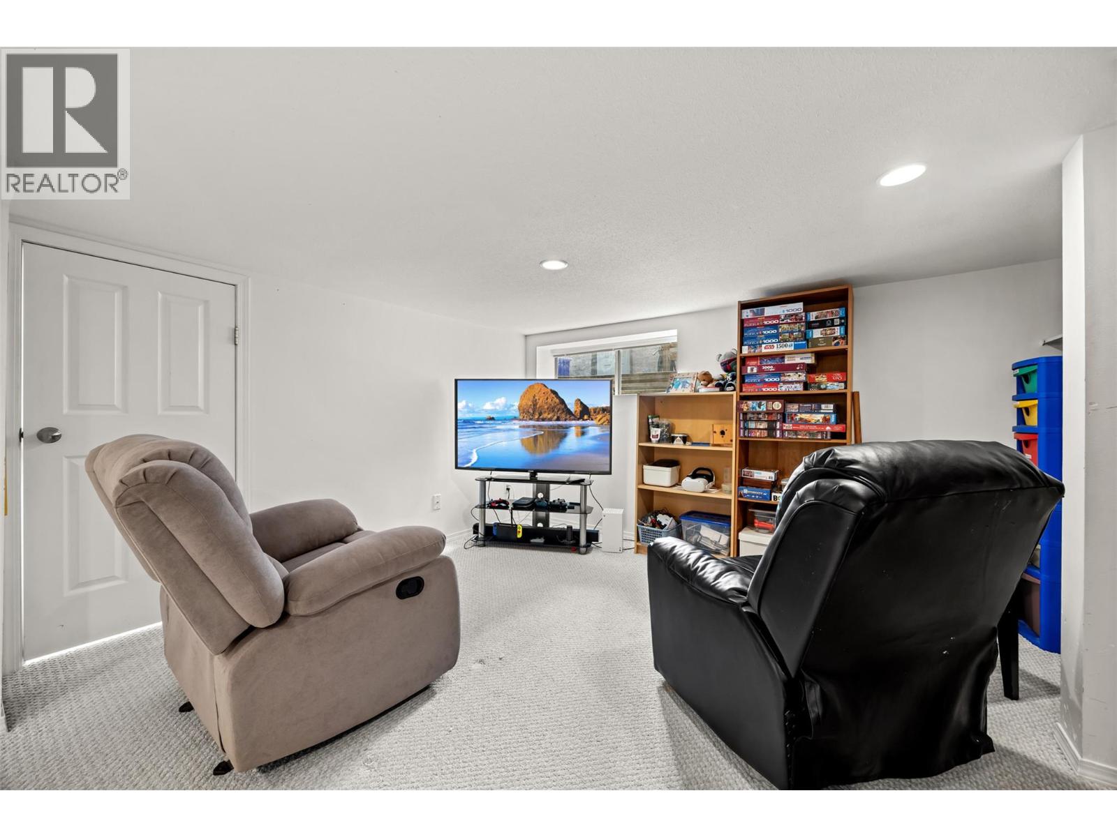 148 Stevens Court, Penticton, British Columbia  V2A 8A2 - Photo 45 - 10393725