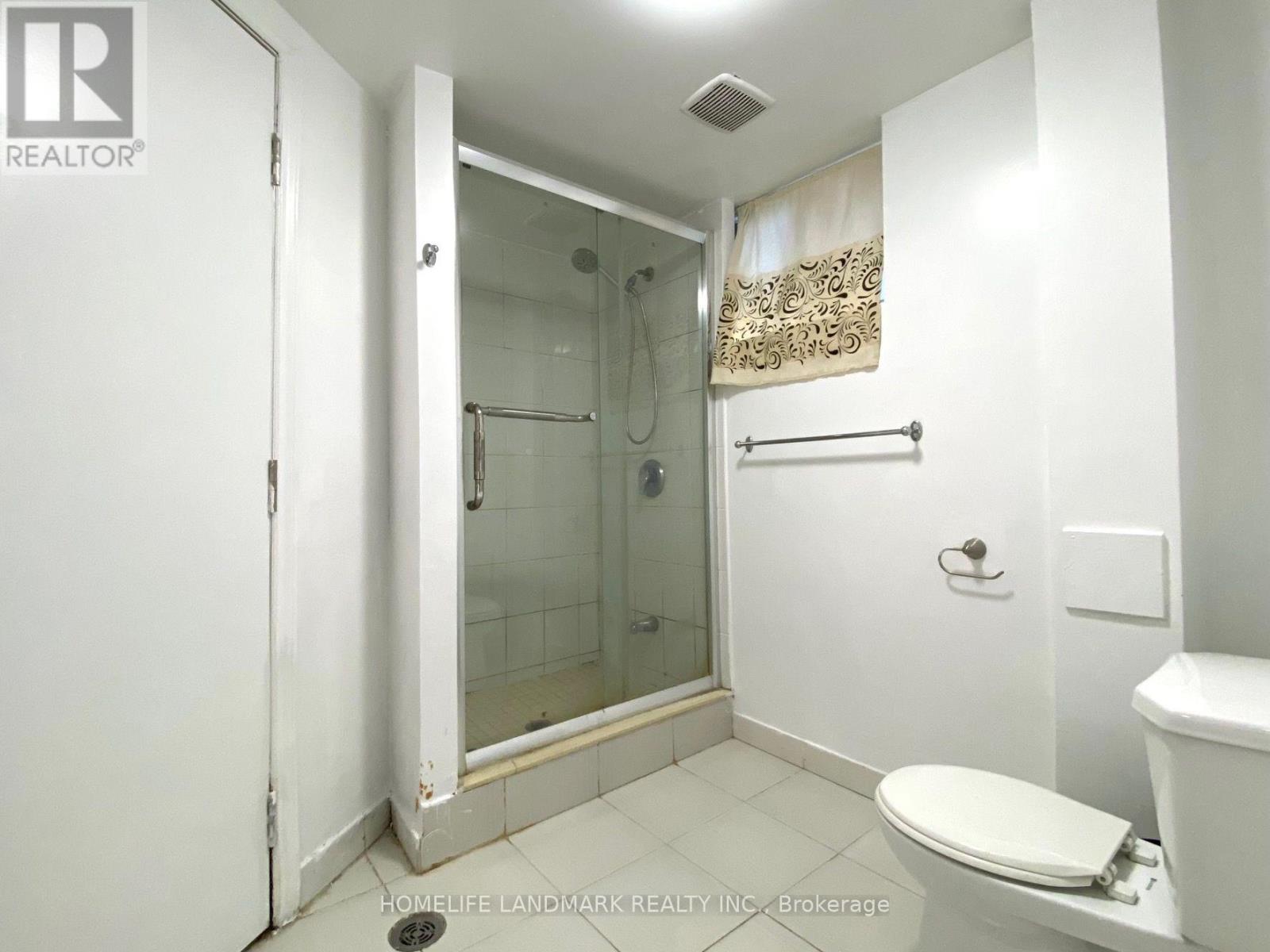 Lower - 3121 Jessica Court, Mississauga, Ontario L5C 1X7 - Photo 15 - W13455650