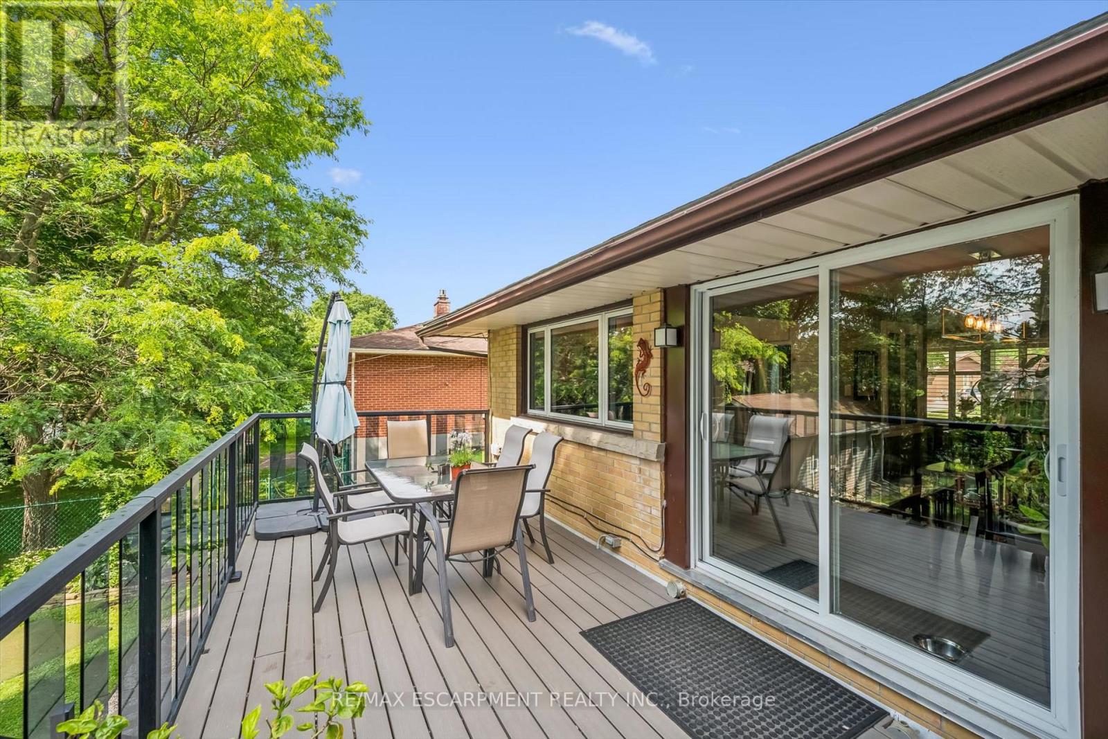 98 Stonybrook Drive, Kitchener, Ontario  N2M 4L7 - Photo 39 - X13540688