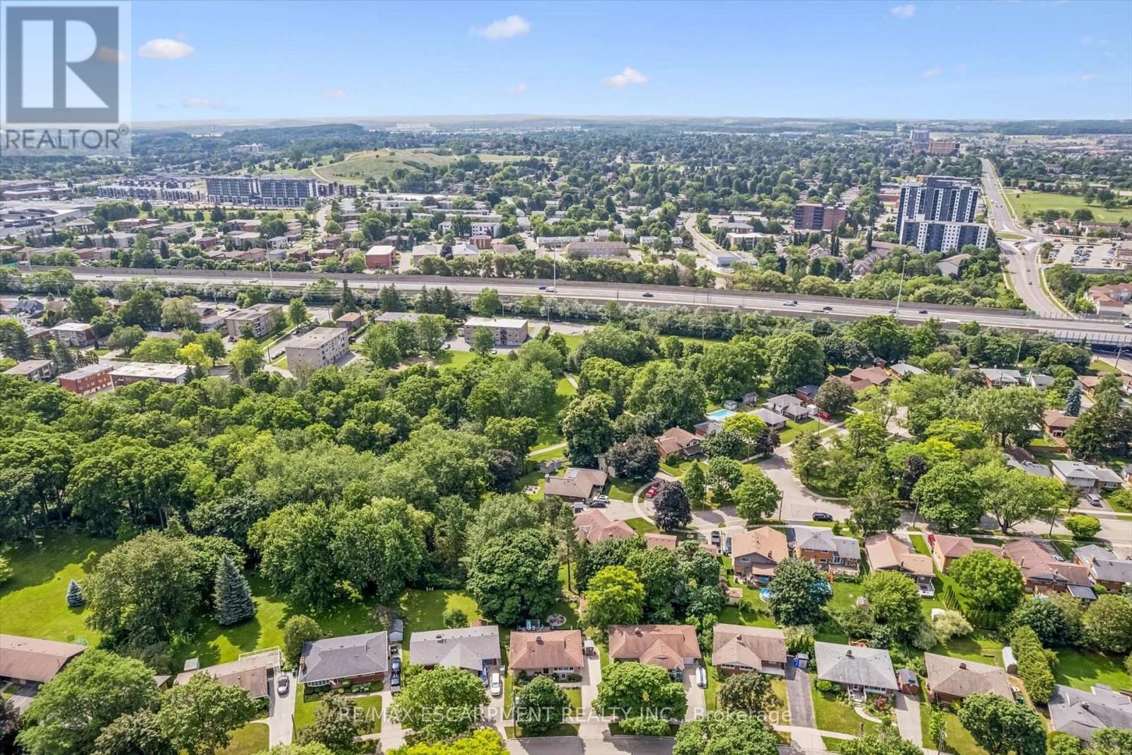 98 Stonybrook Drive, Kitchener, Ontario  N2M 4L7 - Photo 42 - X13540688