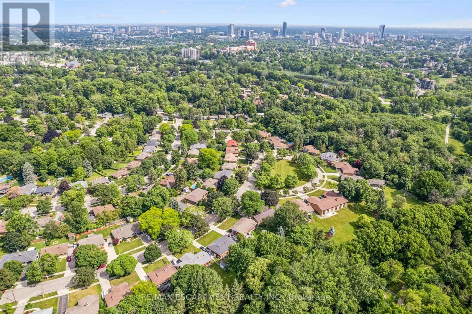 98 Stonybrook Drive, Kitchener, Ontario  N2M 4L7 - Photo 44 - X13540688