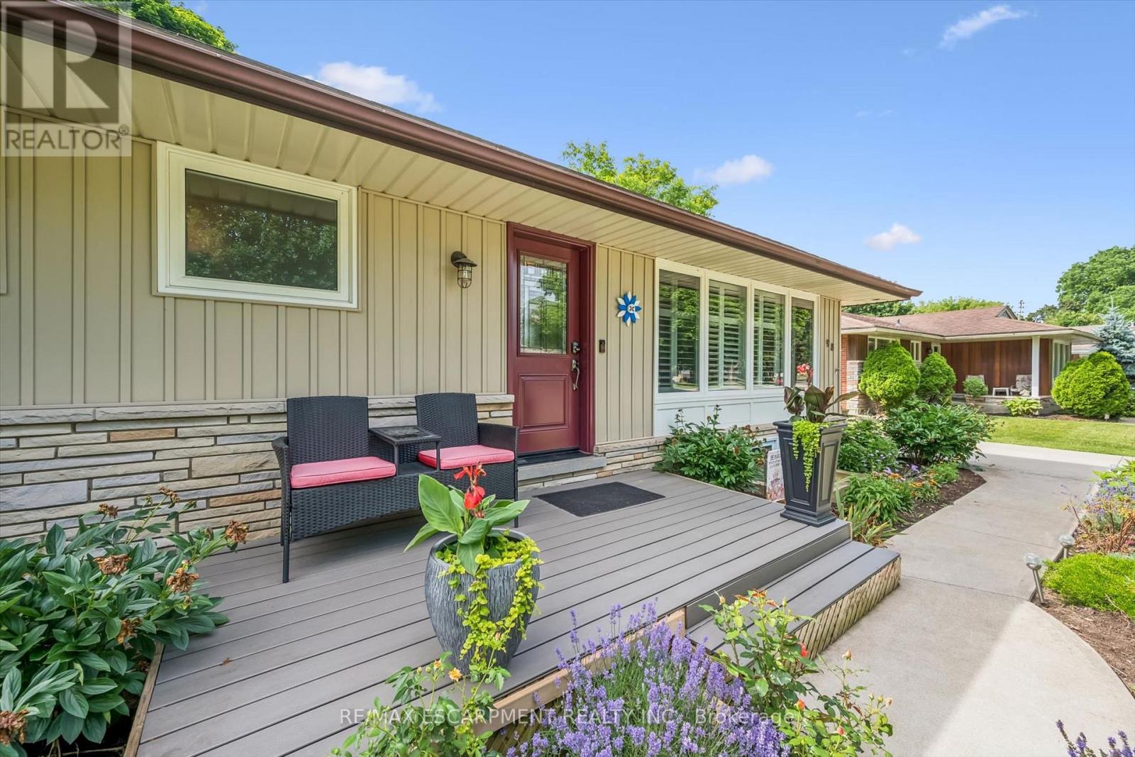 98 Stonybrook Drive, Kitchener, Ontario  N2M 4L7 - Photo 5 - X13540688