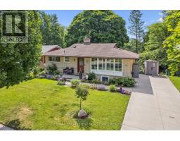 98 STONYBROOK DRIVE, Kitchener, Ontario