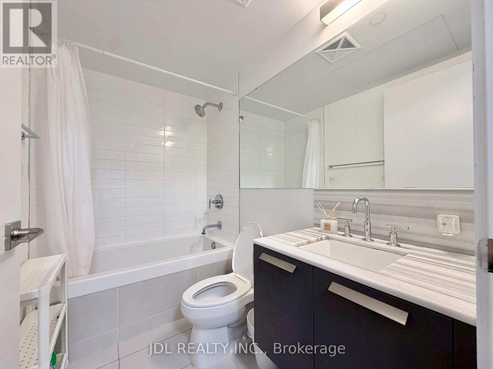 2002 - 42 Charles Street E, Toronto, Ontario  M4Y 1N3 - Photo 8 - C13479528