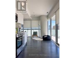 2002 - 42 CHARLES STREET E, Toronto, Ontario