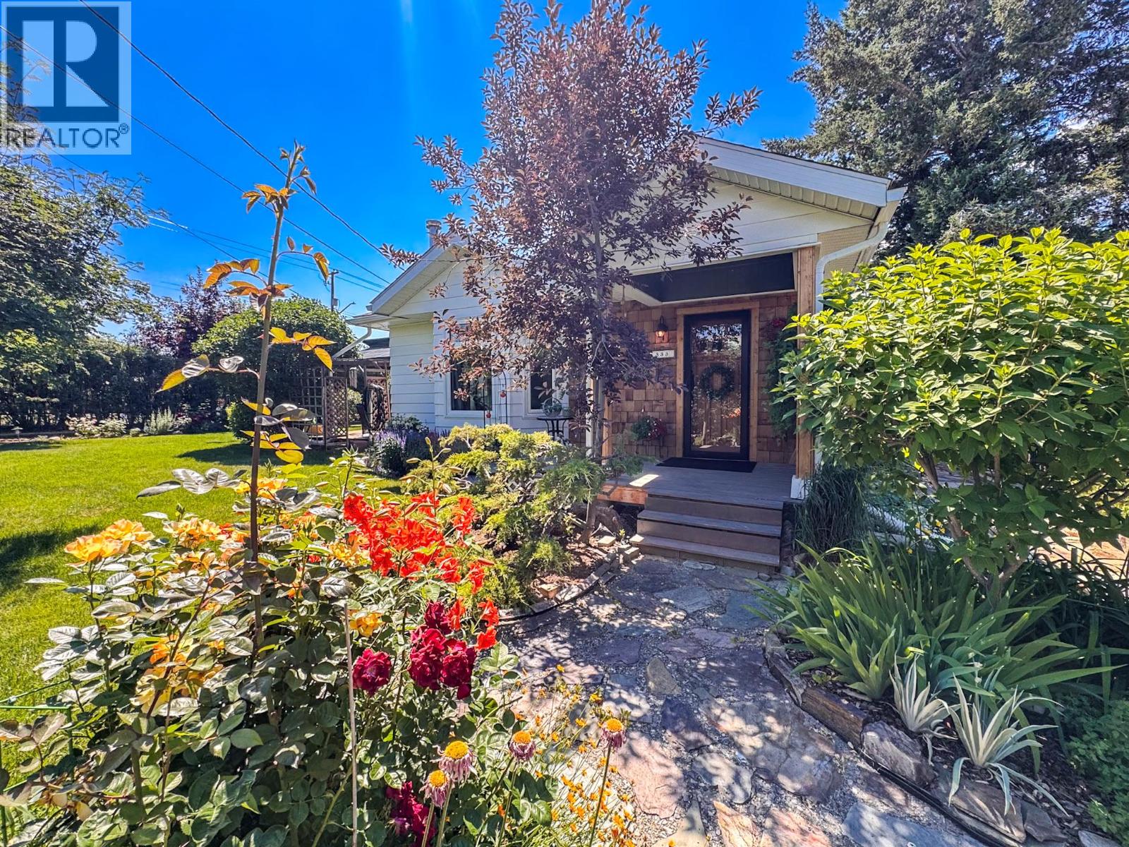 333 9th Avenue S, Cranbrook, British Columbia V1C 2M6 - Photo 3 - 10393909