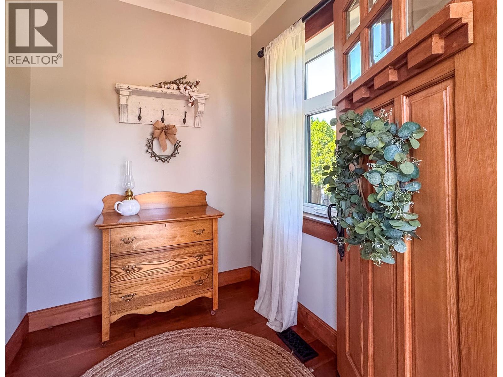 333 9th Avenue S, Cranbrook, British Columbia V1C 2M6 - Photo 13 - 10393909