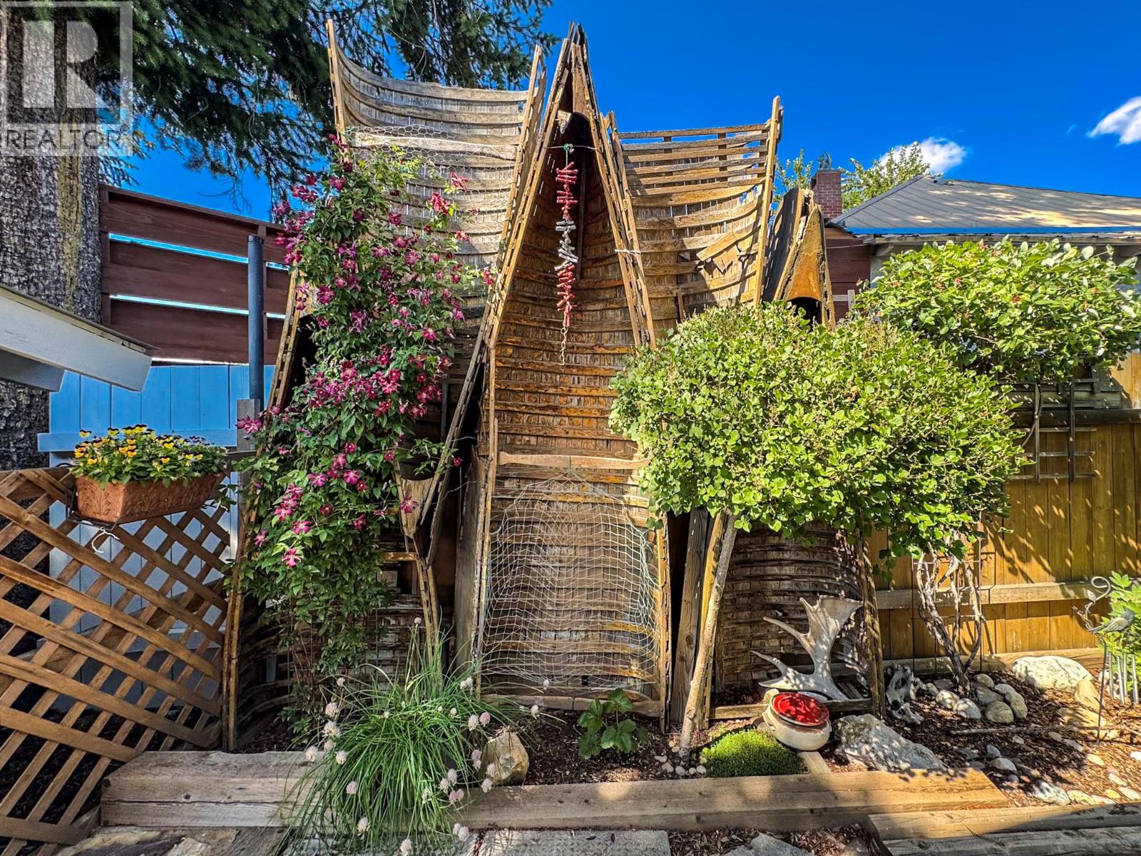 333 9th Avenue S, Cranbrook, British Columbia V1C 2M6 - Photo 54 - 10393909