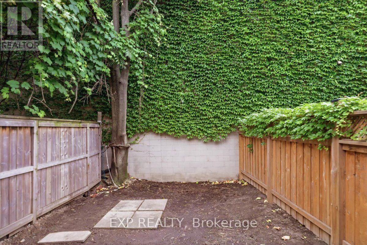 25 Albemarle Street, Hamilton, Ontario  L8L 7G5 - Photo 27 - X13540748