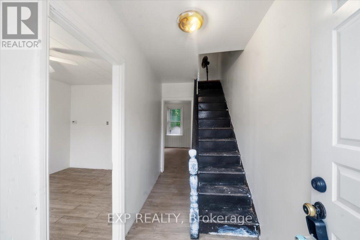 25 Albemarle Street, Hamilton, Ontario  L8L 7G5 - Photo 4 - X13540748