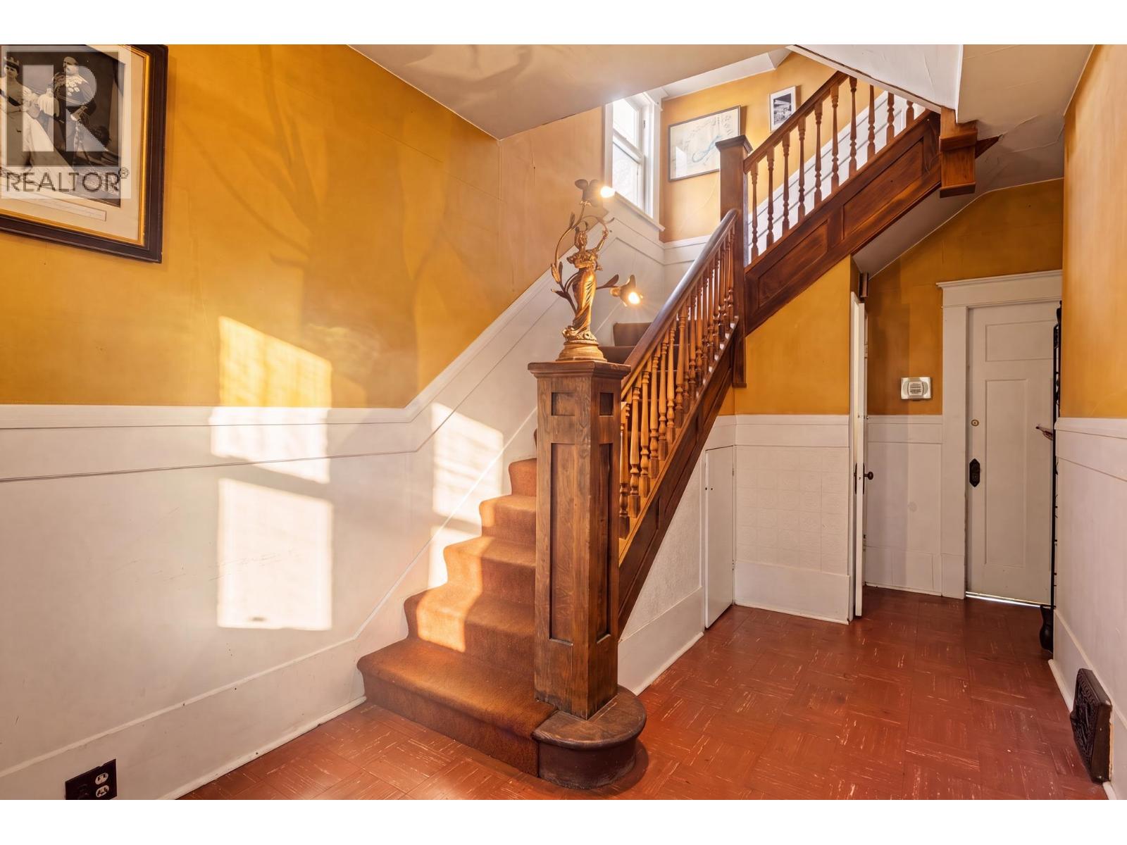1749 William Street, Vancouver, British Columbia  V5L 2R5 - Photo 3 - R3144353