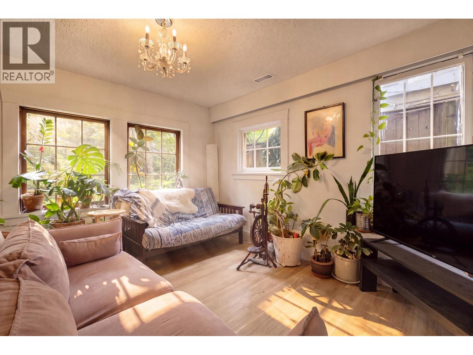 1749 William Street, Vancouver, British Columbia  V5L 2R5 - Photo 30 - R3144353