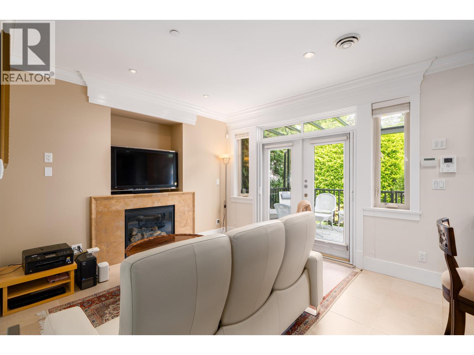 1683 W 64th Avenue, Vancouver, British Columbia  V6P 2P2 - Photo 4 - R3144364