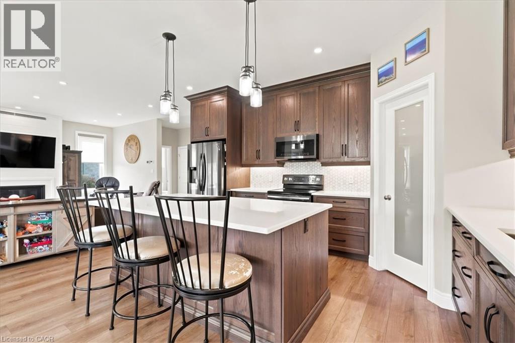 209 Arden Crescent, Mitchell, Ontario  N0K 1N0 - Photo 16 - 40838208