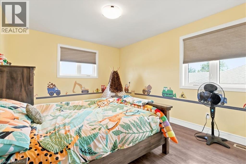 209 Arden Crescent, Mitchell, Ontario  N0K 1N0 - Photo 35 - 40838208