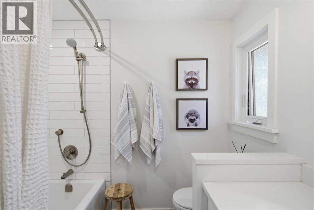 12412 Lake Christina Road SE, Calgary, Alberta  T2J 3R8 - Photo 30 - A2326348