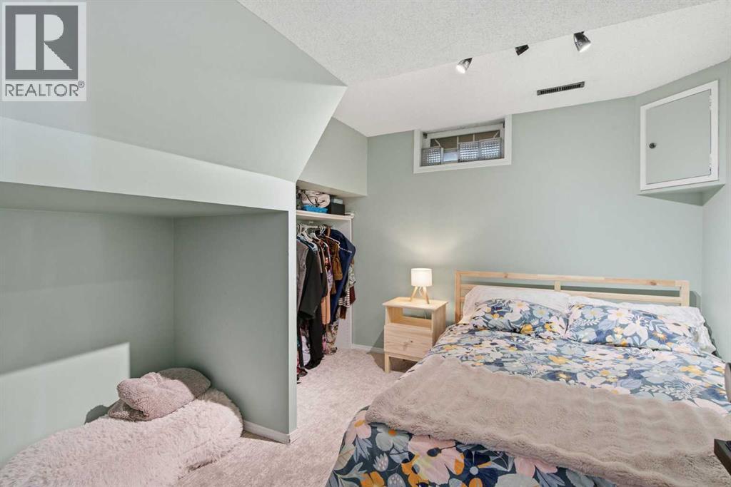 12412 Lake Christina Road SE, Calgary, Alberta  T2J 3R8 - Photo 35 - A2326348