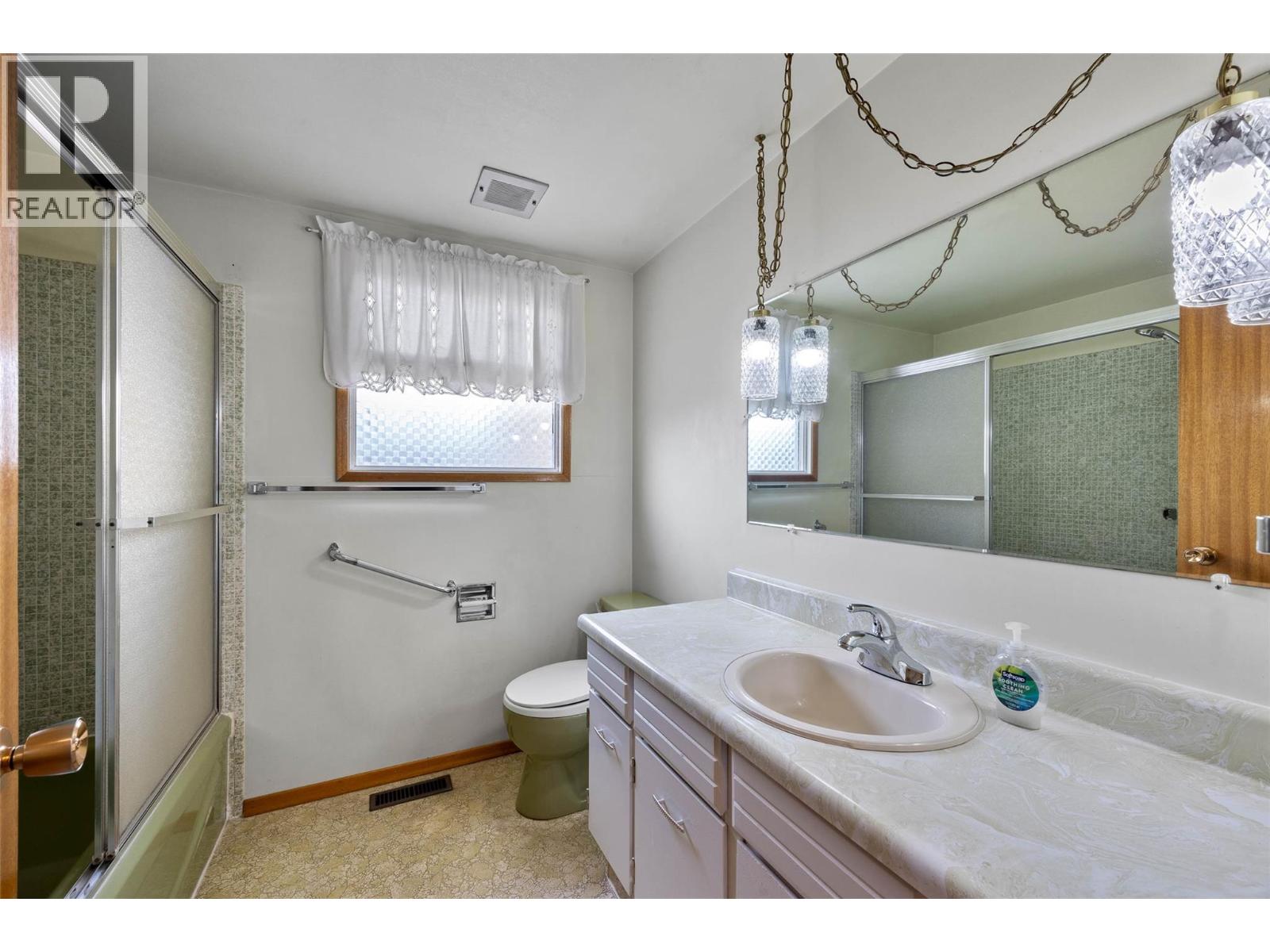 650 13th Avenue, Kamloops, British Columbia  V2C 3Y9 - Photo 18 - 10394064