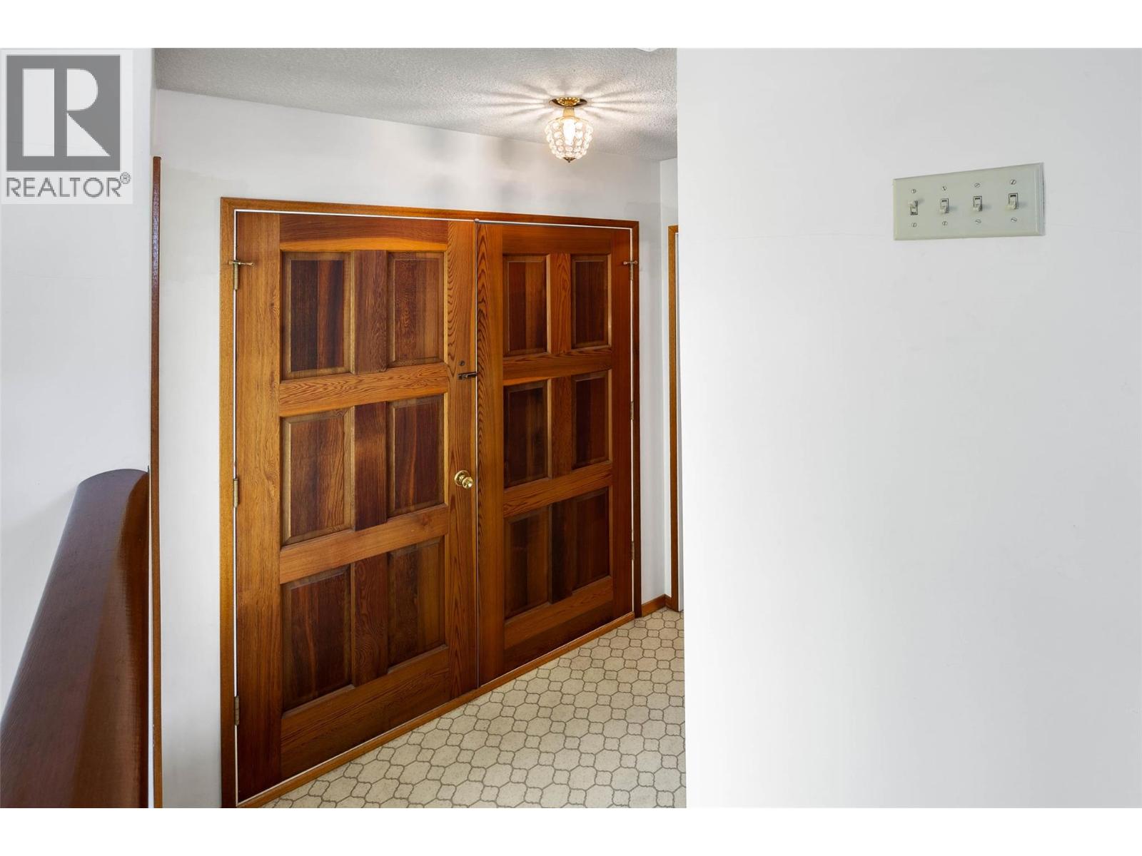 650 13th Avenue, Kamloops, British Columbia  V2C 3Y9 - Photo 15 - 10394064