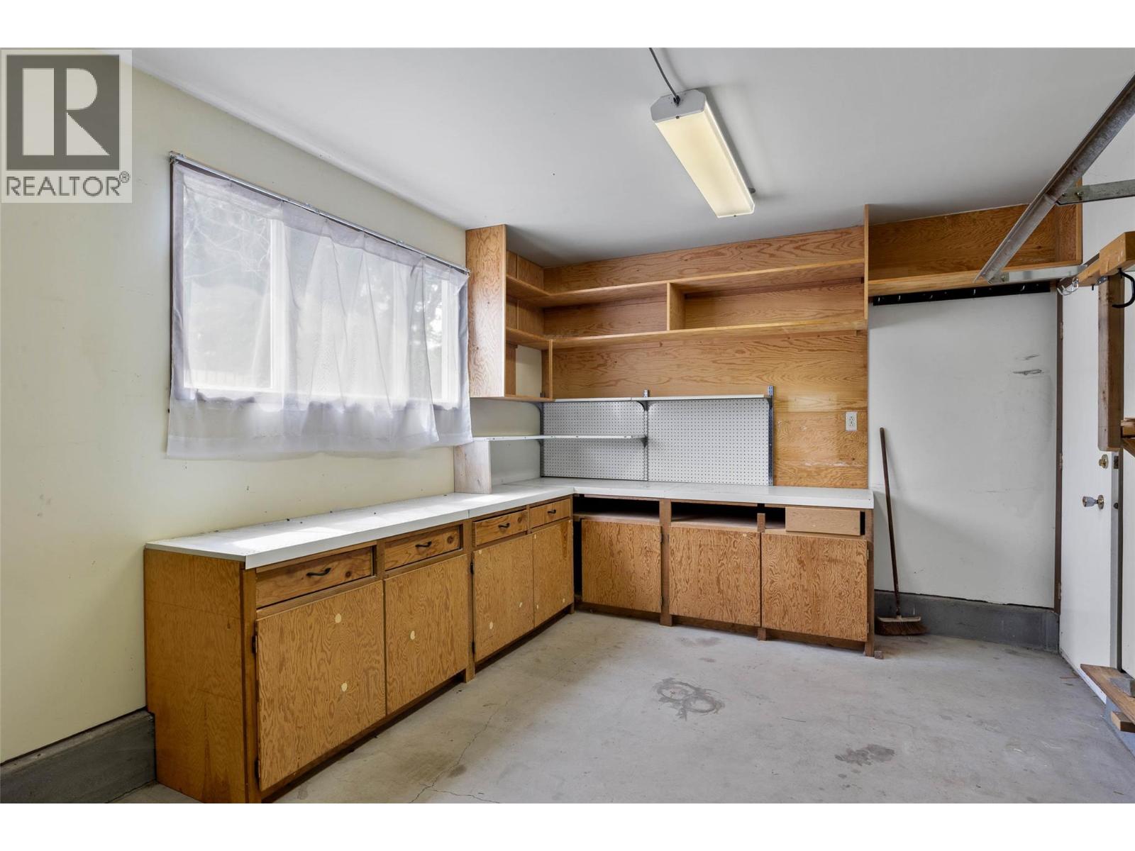 650 13th Avenue, Kamloops, British Columbia  V2C 3Y9 - Photo 30 - 10394064