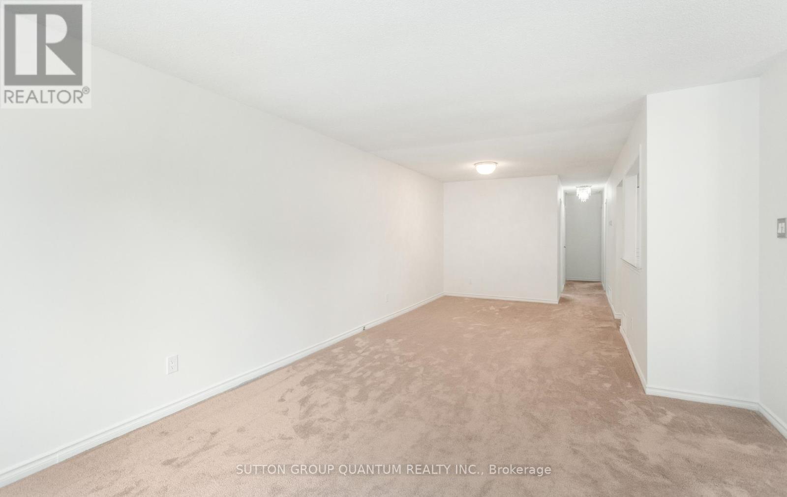 2363 Holyhead Drive, Burlington, Ontario  L7P 3V2 - Photo 10 - W13540710