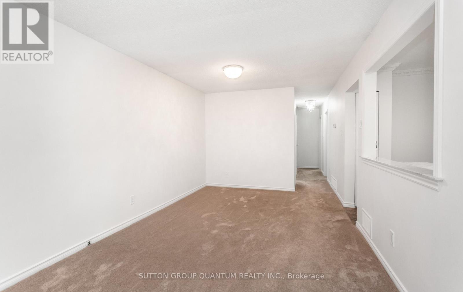 2363 Holyhead Drive, Burlington, Ontario  L7P 3V2 - Photo 13 - W13540710