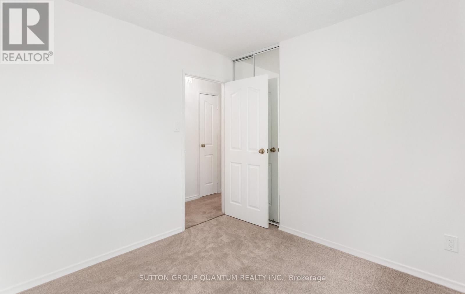 2363 Holyhead Drive, Burlington, Ontario  L7P 3V2 - Photo 26 - W13540710