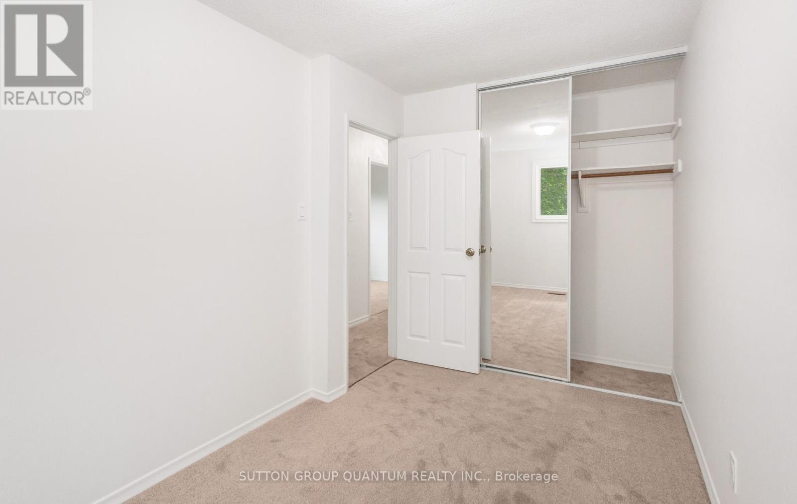 2363 Holyhead Drive, Burlington, Ontario  L7P 3V2 - Photo 28 - W13540710