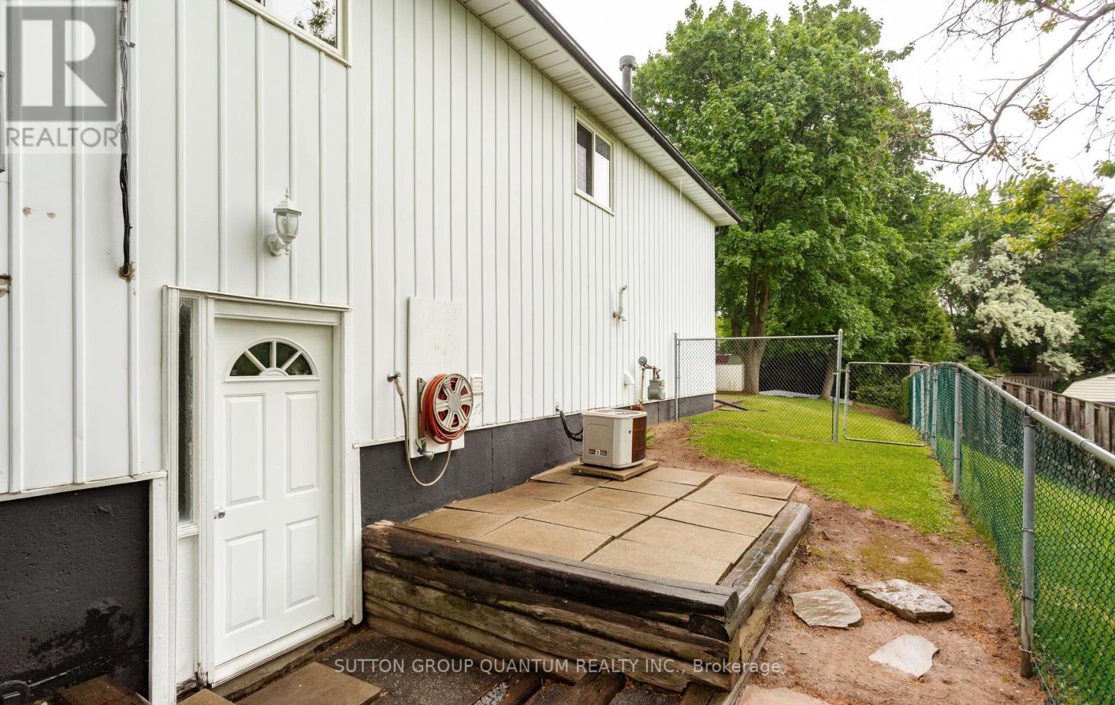 2363 Holyhead Drive, Burlington, Ontario  L7P 3V2 - Photo 42 - W13540710