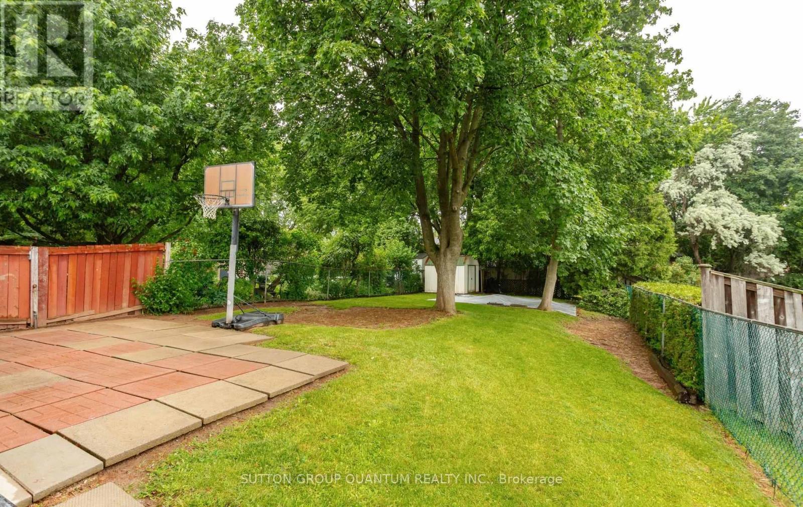 2363 Holyhead Drive, Burlington, Ontario  L7P 3V2 - Photo 43 - W13540710