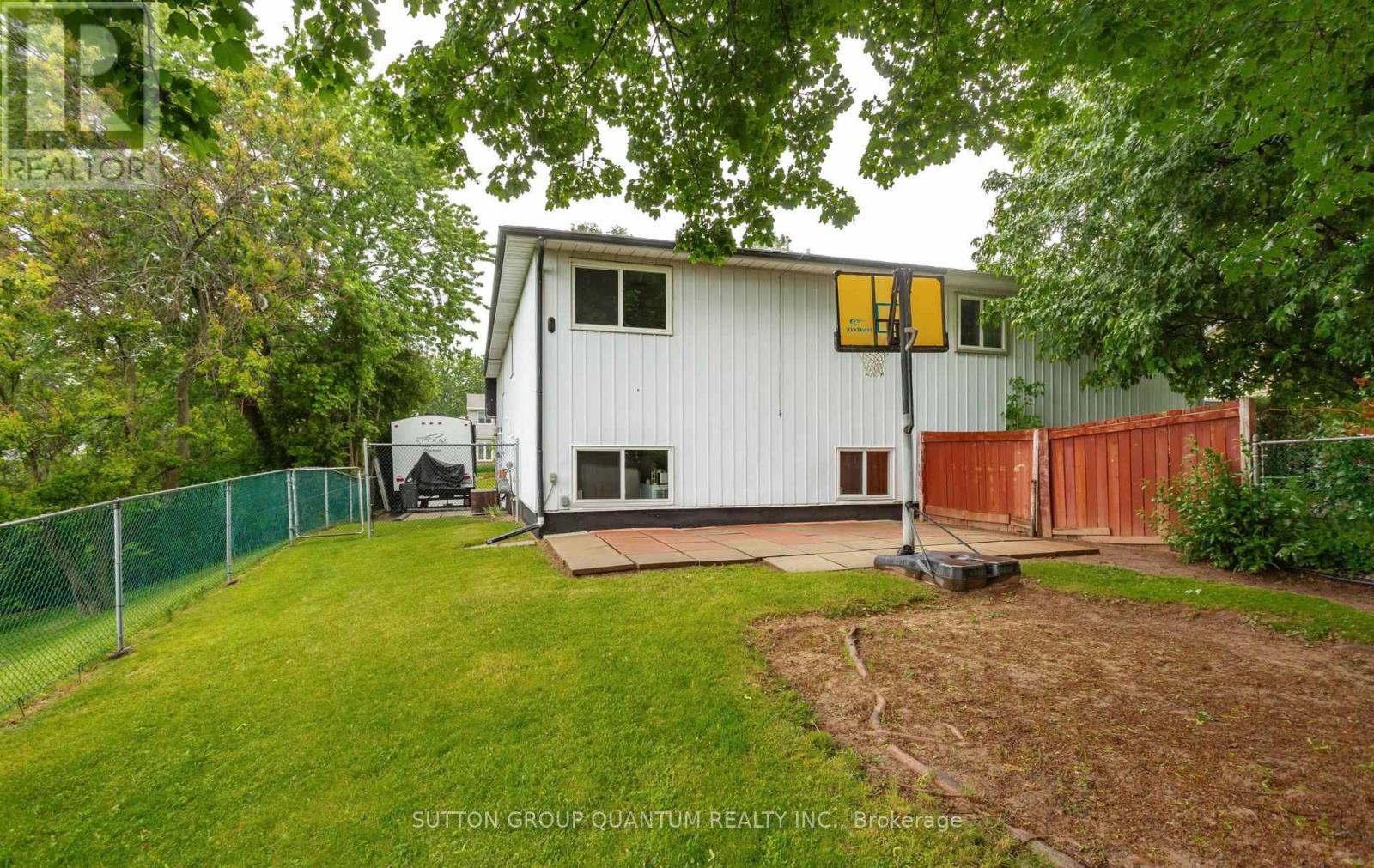 2363 Holyhead Drive, Burlington, Ontario  L7P 3V2 - Photo 49 - W13540710