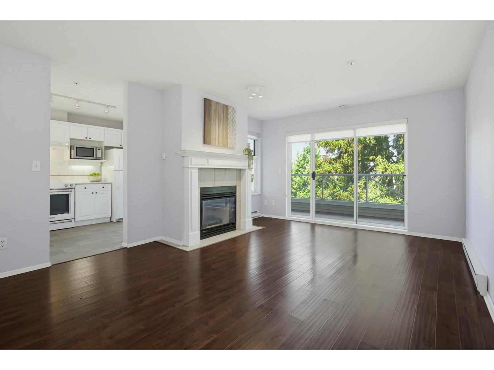 205 5568 201a Street, Langley, British Columbia  V3A 8K5 - Photo 4 - R3142804