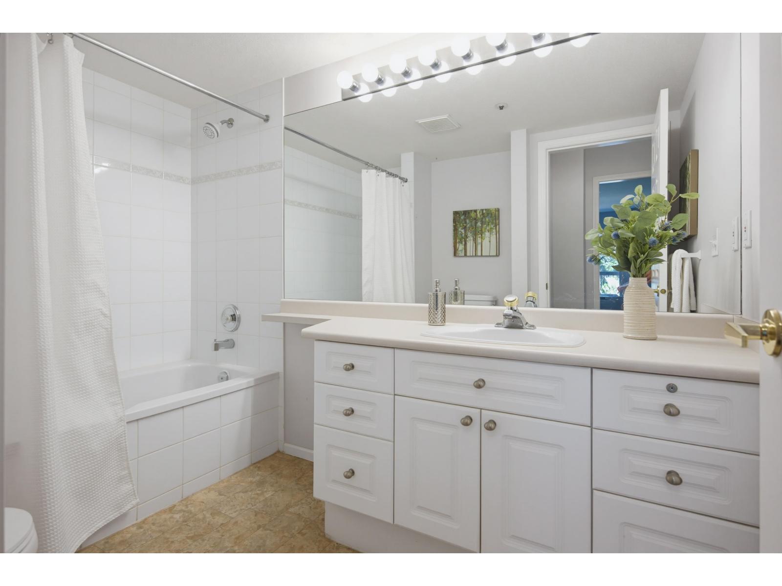 205 5568 201a Street, Langley, British Columbia  V3A 8K5 - Photo 23 - R3142804