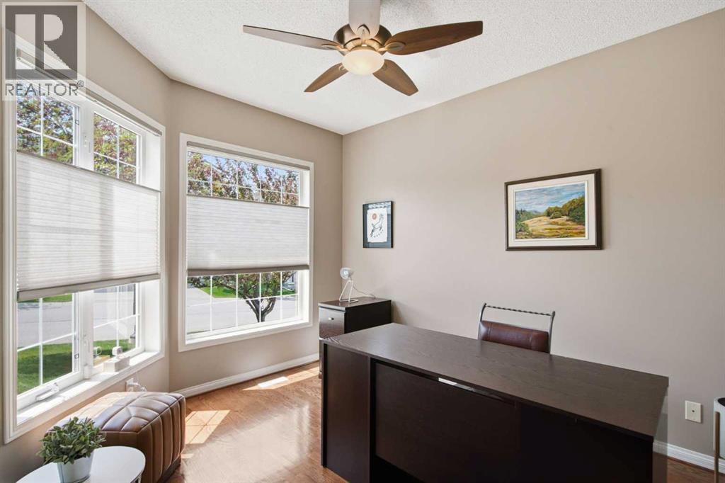 9 Hampstead Green NW, Calgary, Alberta  T3A 6H1 - Photo 3 - A2324179