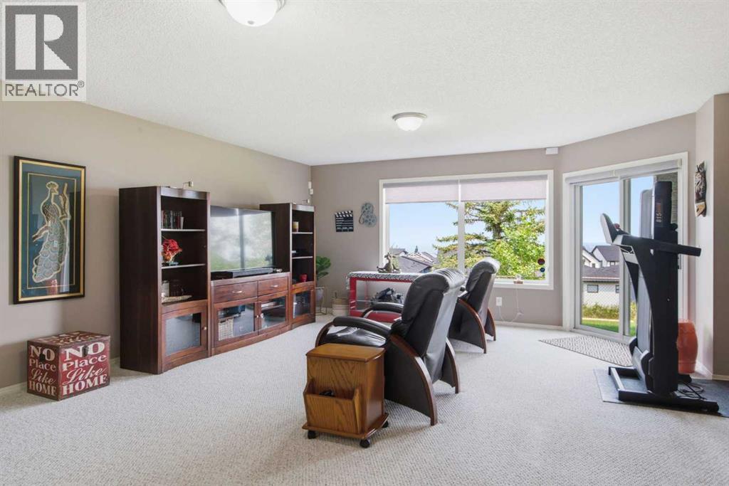 9 Hampstead Green NW, Calgary, Alberta  T3A 6H1 - Photo 23 - A2324179