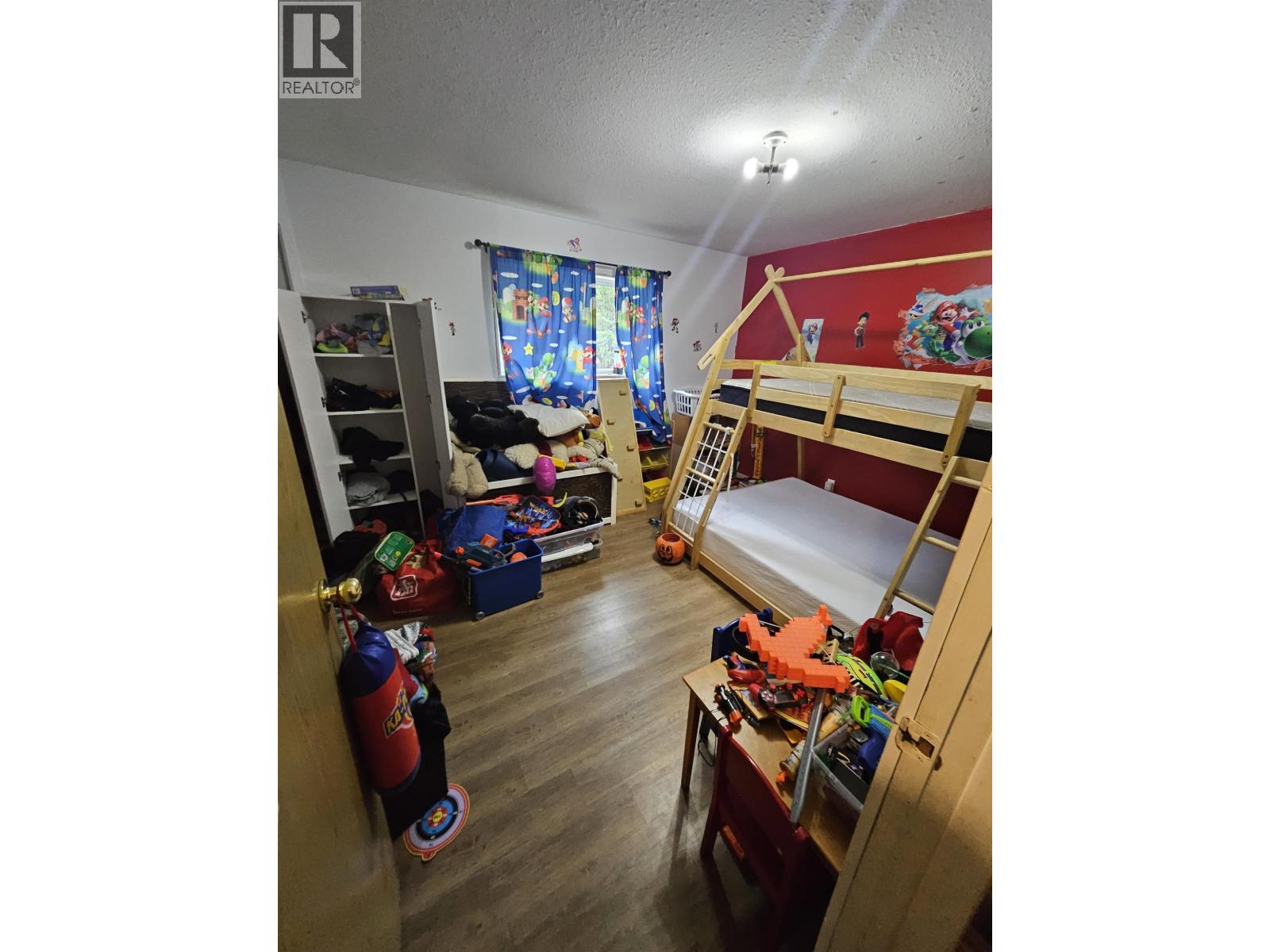 picture 25