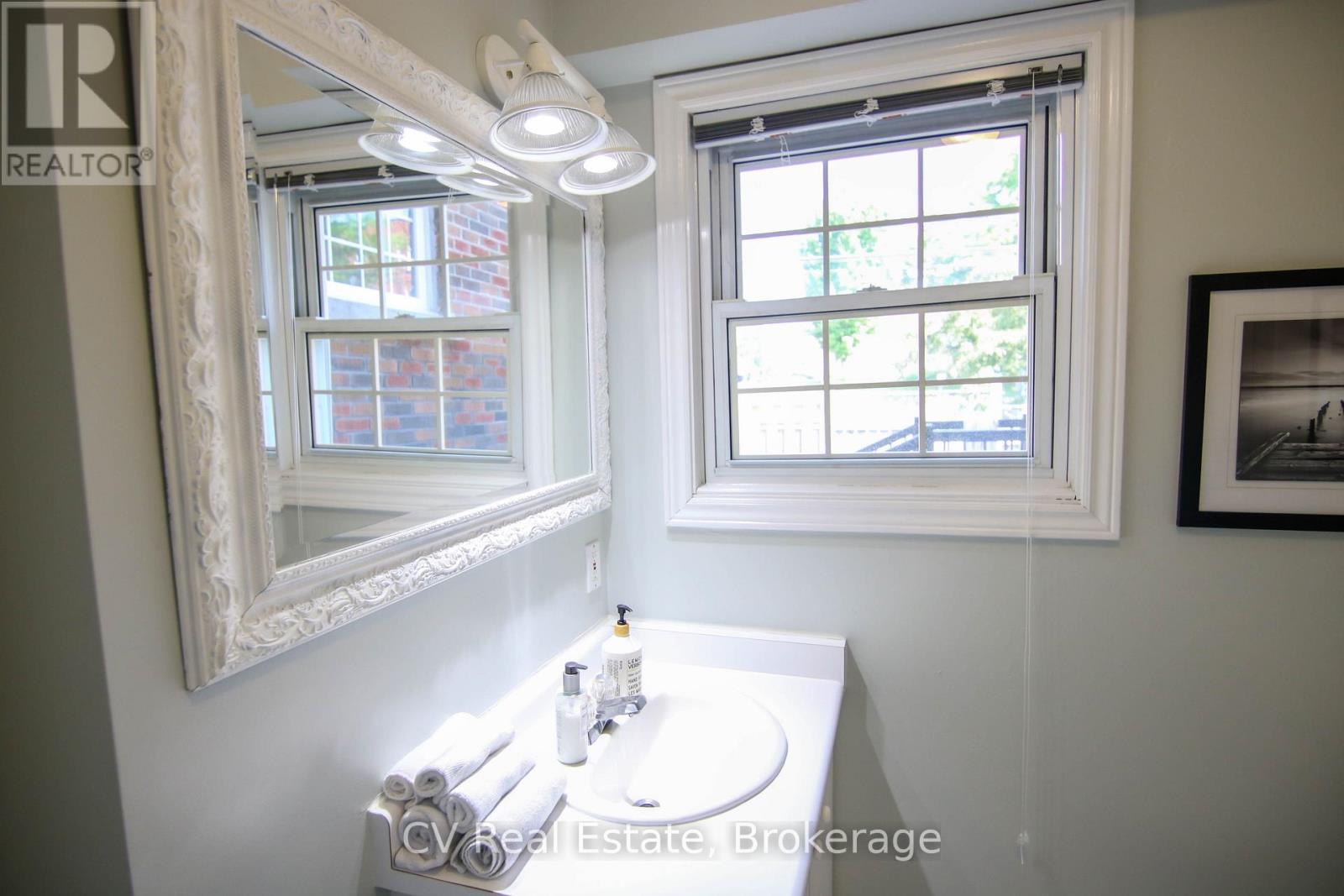 150 - 2 Mahaffy Court, Bracebridge, Ontario  P1L 2A6 - Photo 12 - X13540814