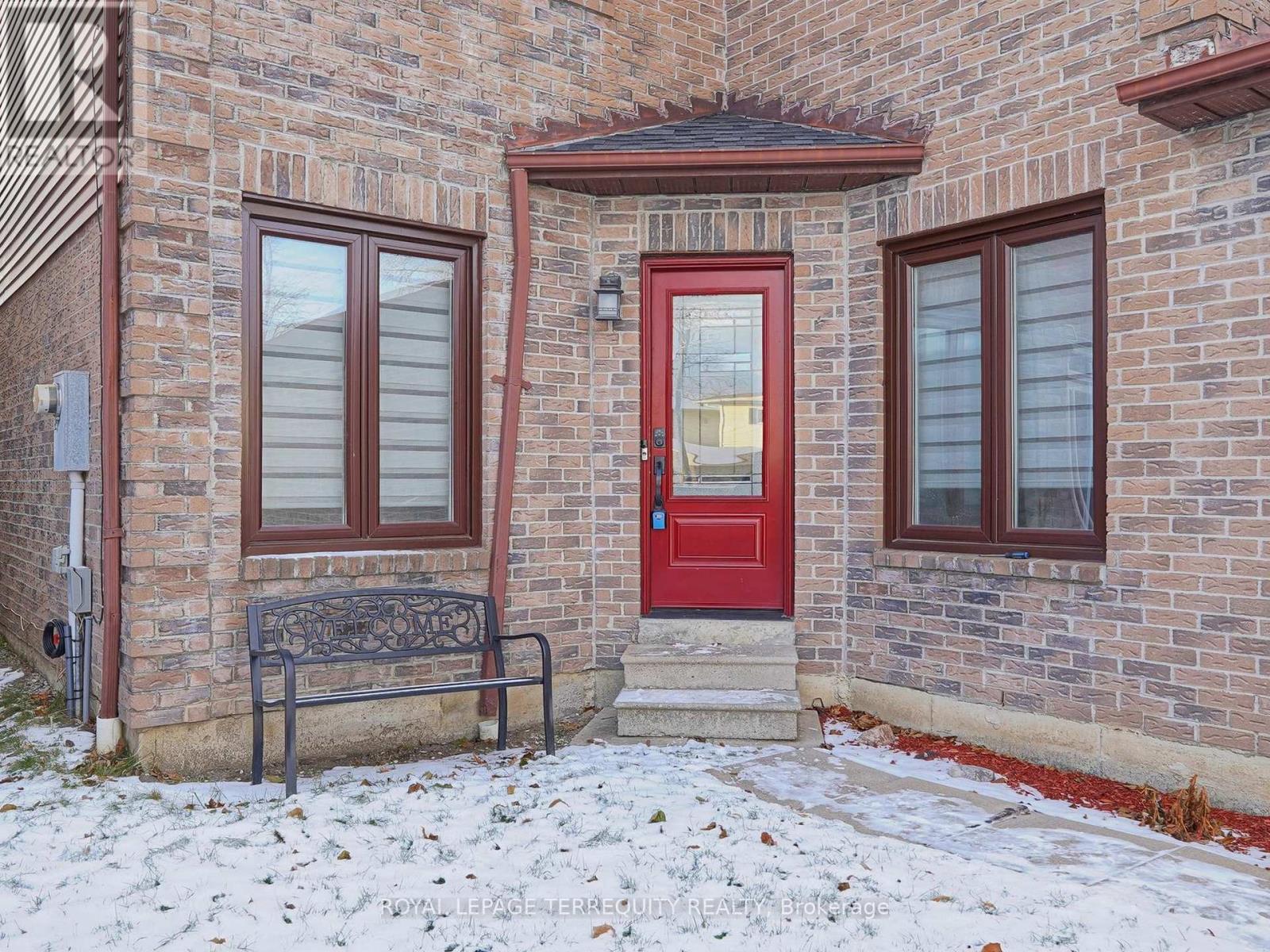 52 Dobson Drive, Ajax, Ontario  L1S 5E9 - Photo 3 - E13540874